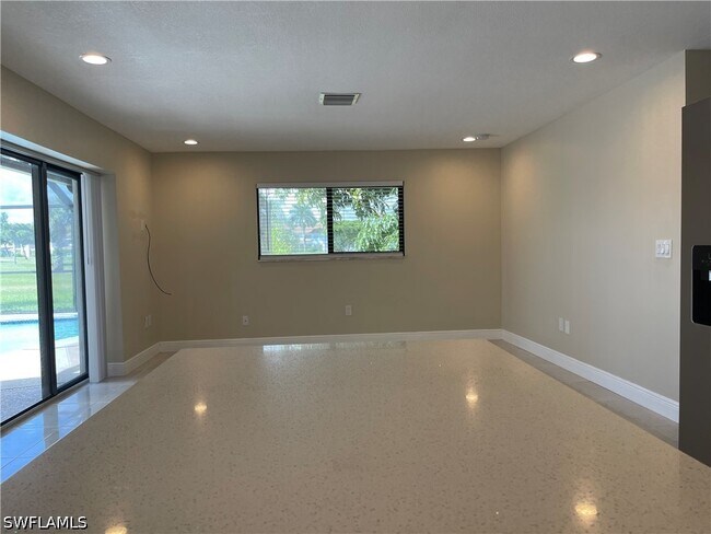 Photo - 255 Pine Valley Cir