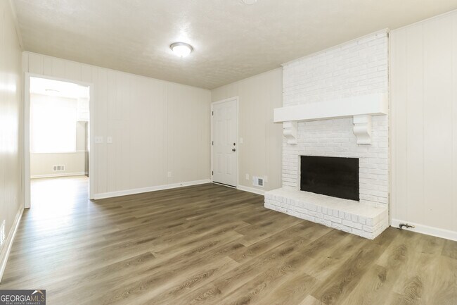 Photo - 2255 Kings Forest Dr SE