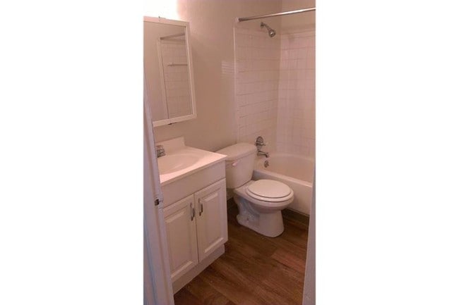 Photo - Bethany Park Plaza