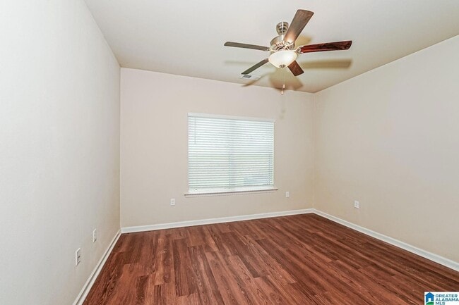 Photo - 6380 Rainbow Row