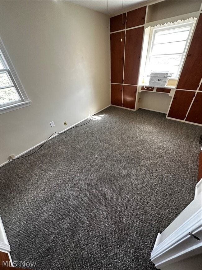 Photo - 1234 Sackett Ave