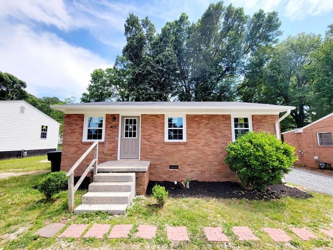 3 Bed 1 Bath Newly Remodeled Home in Burli... - 3 Bed 1 Bath Newly Remodeled Home in Burli...