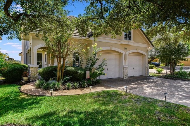 Building Photo - 4545 Golf Vista Dr