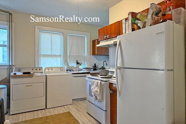 Photo - 173 Lloyd Ave Unit 2