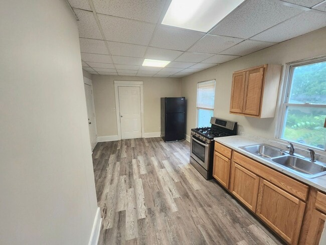 Building Photo - 357 Columbia Ave Unit 357 Columbia Ave #02 DN