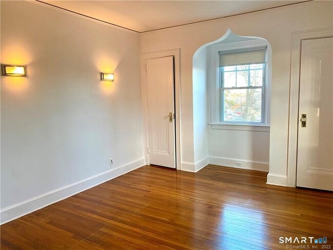 43 Mohegan Ave Unit 2