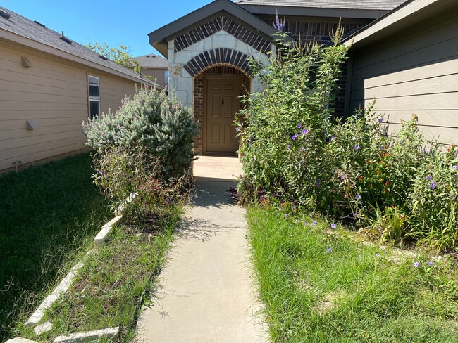 Photo - Room in House on Tilmon Ln