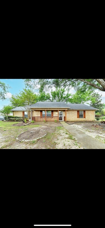 Building Photo - 2101 Lisa Cir