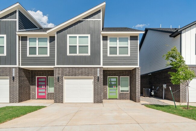 Building Photo - 19506 Molly Dr