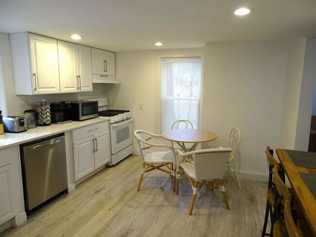 Photo - 18 Pleasant St Unit ID1271287P