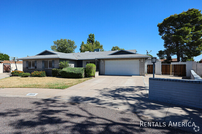 Building Photo - 8609 N 41st Ave Rental