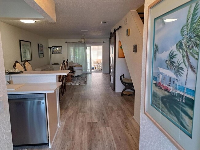 Photo - 9417 S Ocean Dr