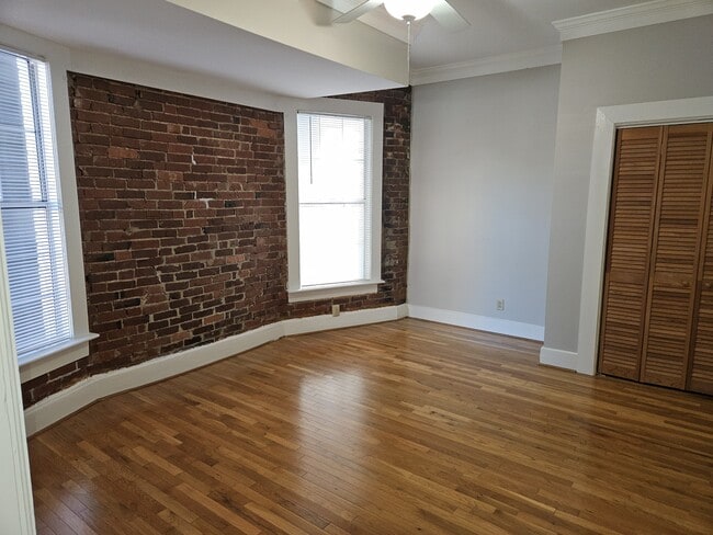 Photo - 603 Lindsay St