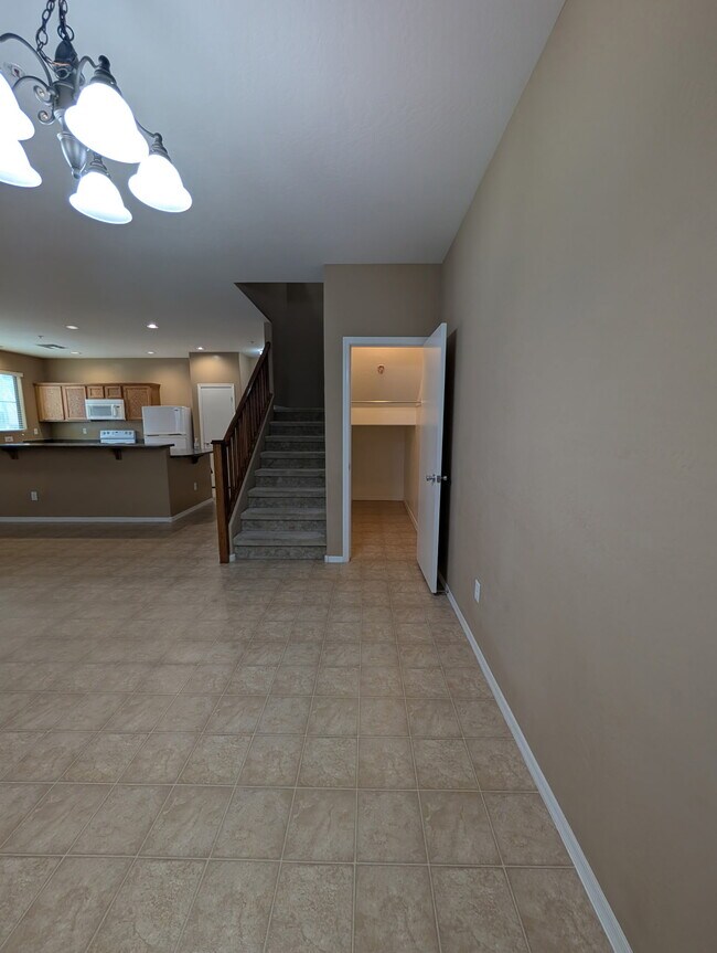 Photo - 1250 S Rialto