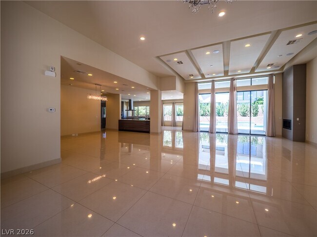 Photo - 7447 Yonie Ct