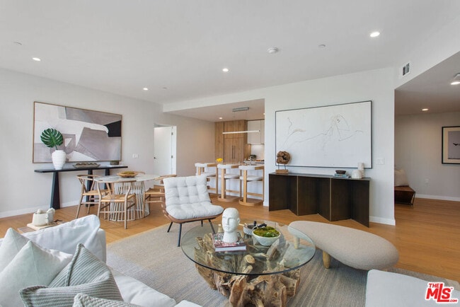 Building Photo - 11600 Dunstan Way Unit 404