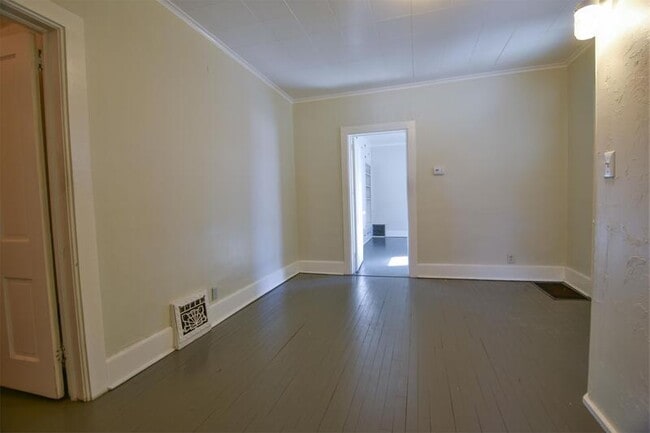 Photo - 127 Woodlawn Ave