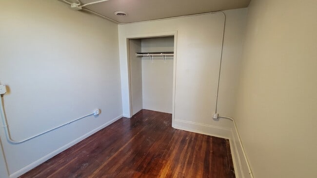 Photo - 3 bed 1.5 bath duplex Close to UWEC!