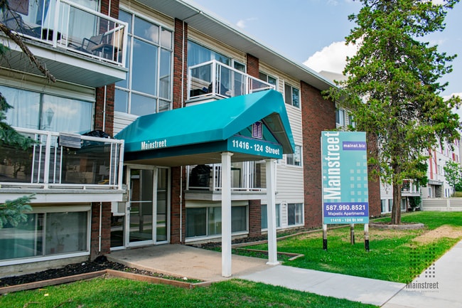 Building Photo - Majestic Apartments