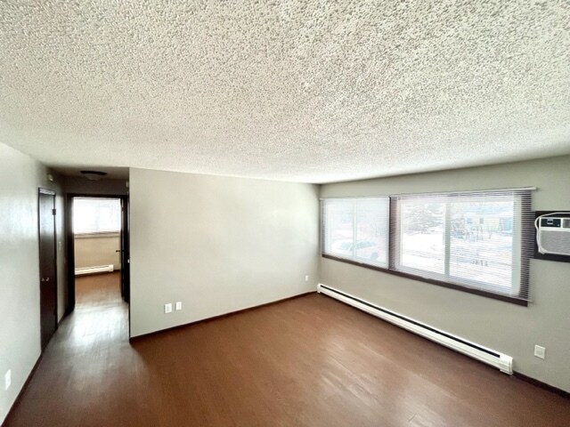 Sala de estar - 25 11th Ave S Unidad 4