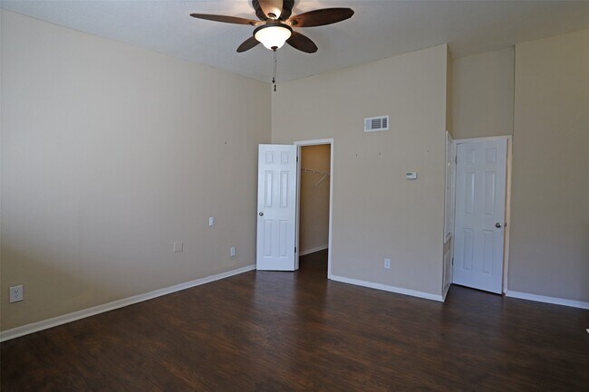Photo - 2125 Augusta Dr Unit 10