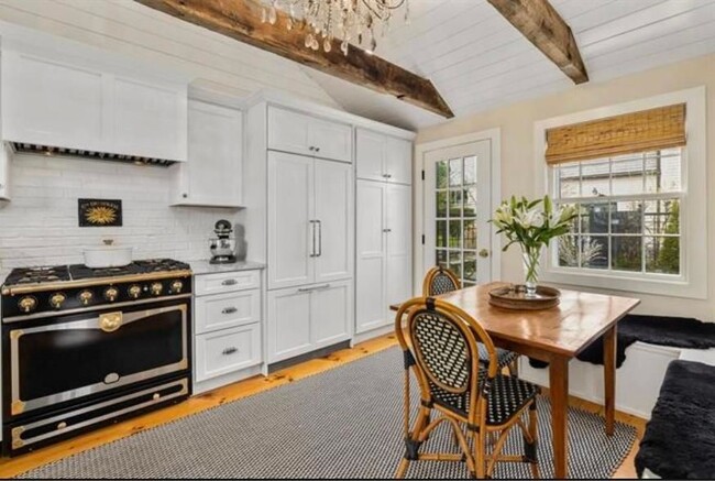 Photo - 16 Wentworth Rd