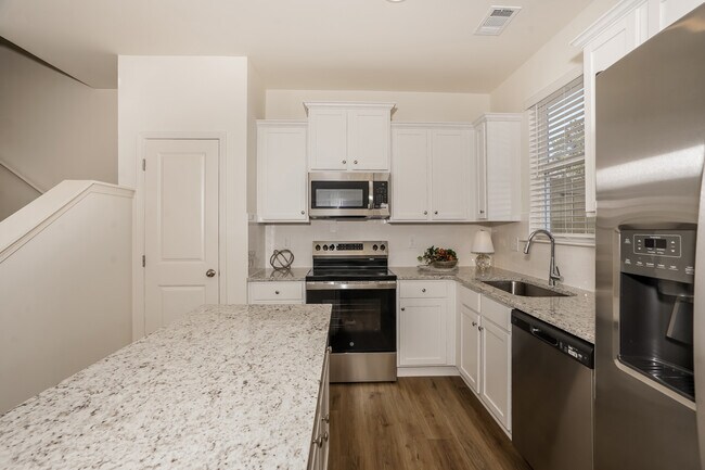 Highland Pointe - Rental Collection