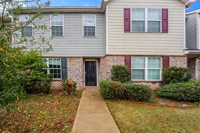 Building Photo - 1515 Hydrangea Ln