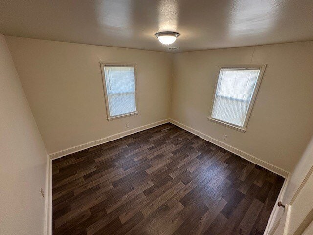 Photo - 369 Juless St