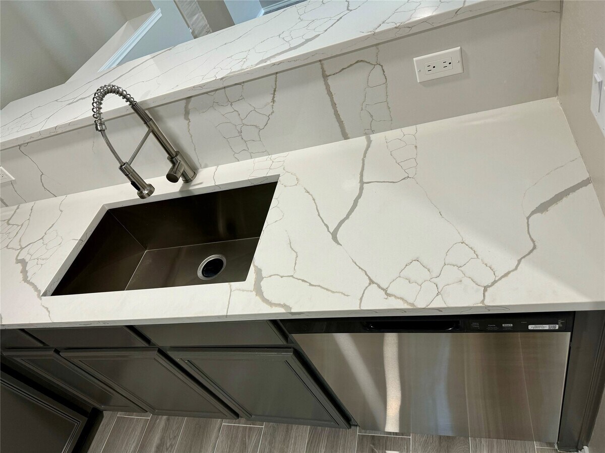 Photo - 18210 Valebluff Ln