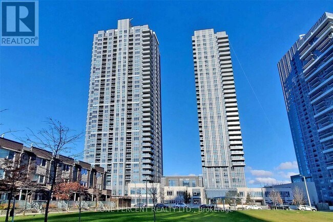 Photo - 275 Village Green Square Unit 2915
