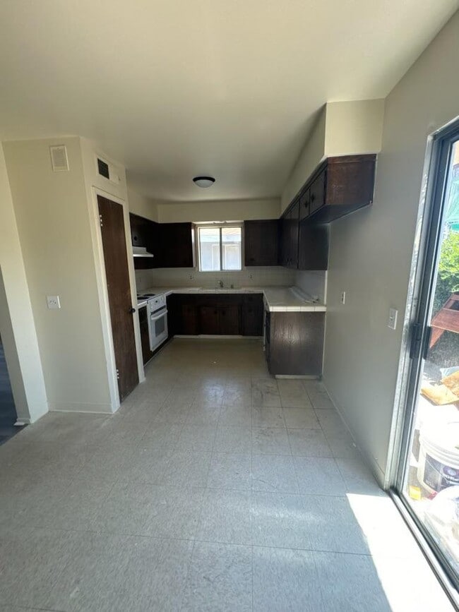 Photo - 1137 W Cornell Ave Unidad C
