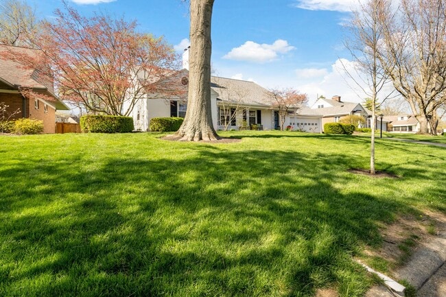 Photo - 2590 Brookwood Rd