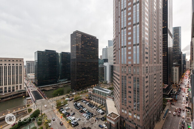 Photo - 235 W Van Buren St Unit 2113