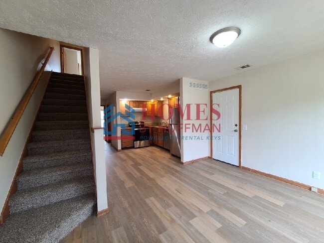 Photo - Three Bedroom Townhouse | Two Bath | Chandler Unidad B