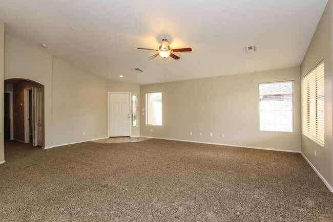 Photo - 15667 W Saguaro Ln