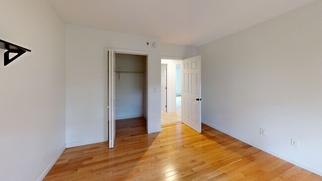 40 Wolf Rd Unit 44
