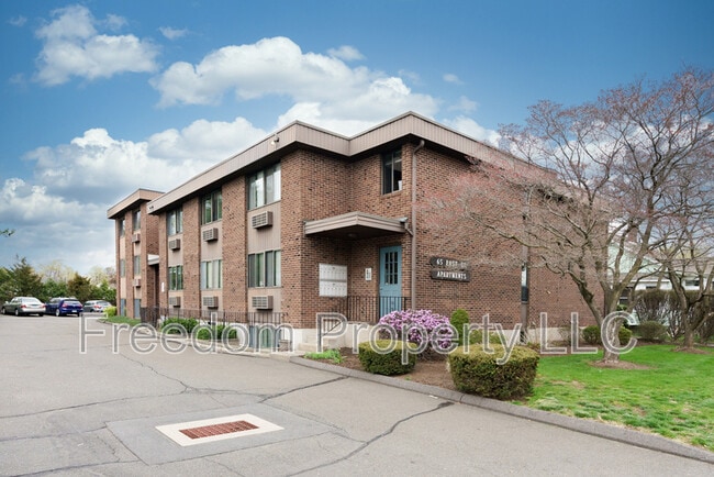 Building Photo - 65 East St Unit 11