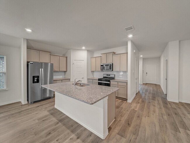 Photo - 9733 Tinsley St