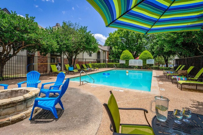 Building Photo - Park West Apartments