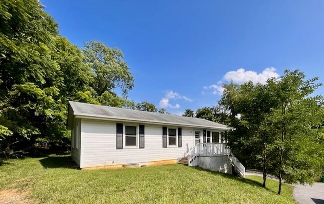 Photo - 1480 Boxwood Dr