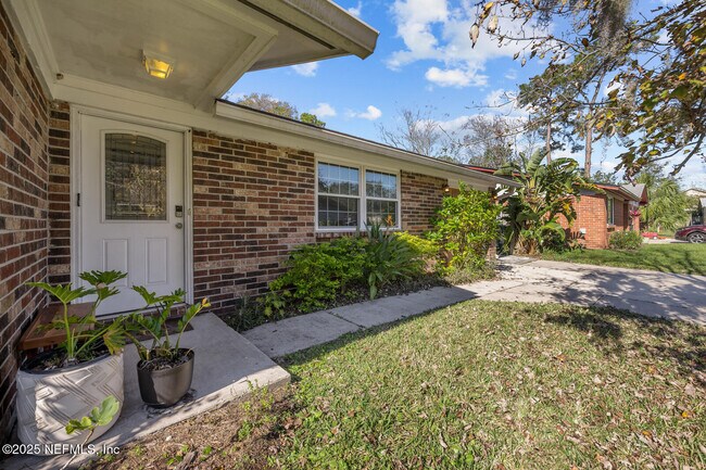 Photo - 2504 Liberty Ln