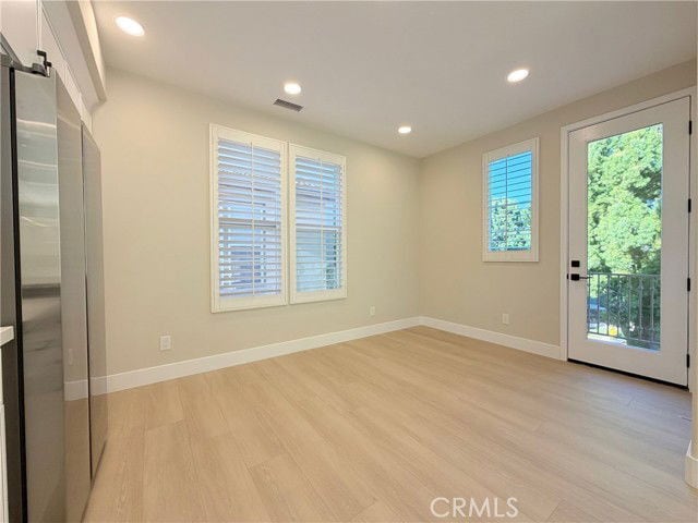 Photo - 302 Tall Oak