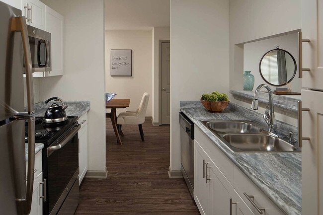 The Reserve At White Oak