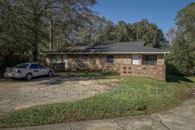Building Photo - 2304 Hartsfield Ct Unit Apt. B