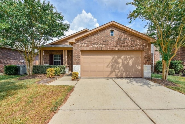 Building Photo - 6127 Carver Pines Dr Rental