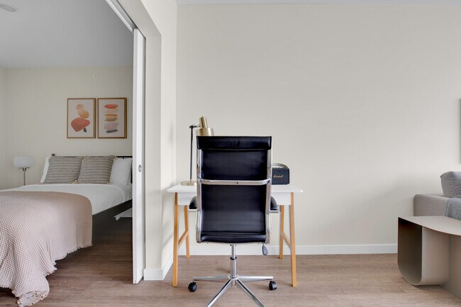 210 Wall St Unit SI FL5-ID4704A