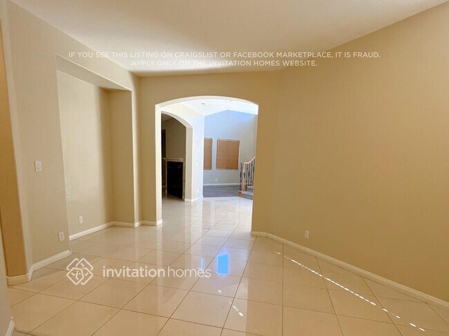 Photo - 6426 Gilded Flicker St