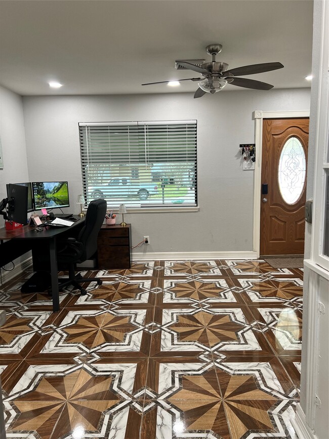 Photo - 12438 Dorwayne Ct