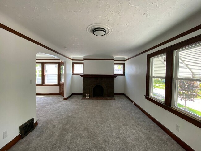 3937-3939 W. 157th St.